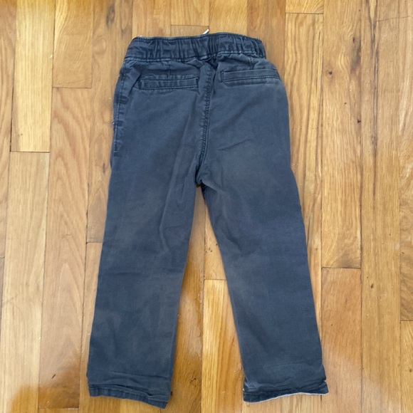 🧸Old Navy Relaxed Pants - Picture 5 of 5